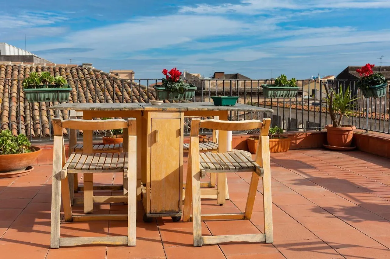 Terrazza Santa Chiara Bed & Breakfast Catania 3*,